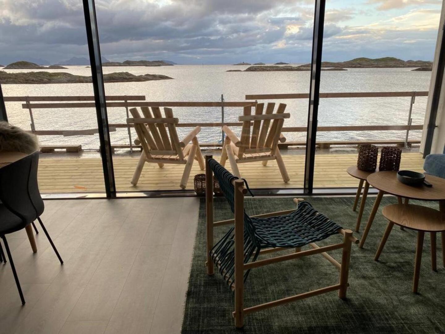 Waterfront Apartment With Panoramic Sea View Геннінґсвер Екстер'єр фото